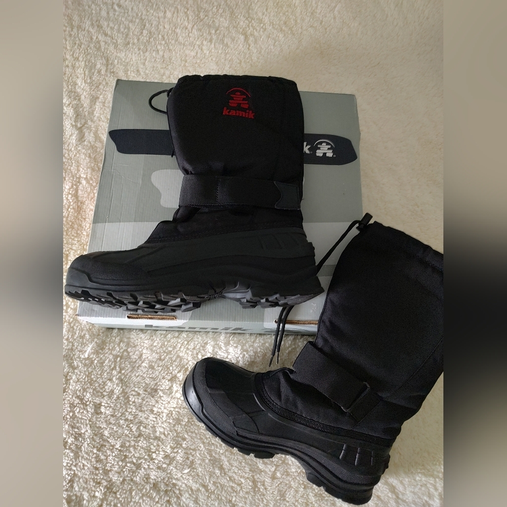 Kamik Black Snow Boots with Red Logo